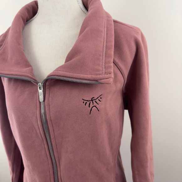 Lululemon pink jacket - Picture 4 of 8